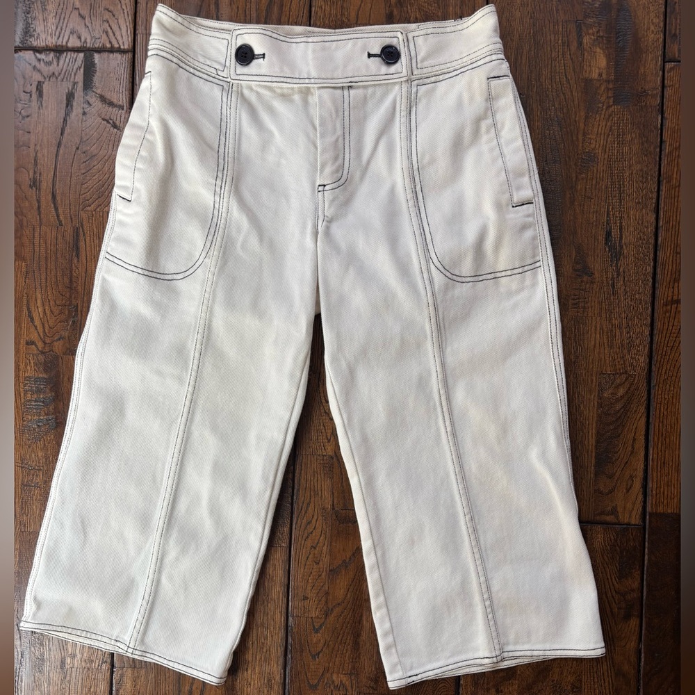 Marc Jacobs Capri Hi-Waist Denim Pants; Cream; Black Buttons&Stitching;EUC; 10